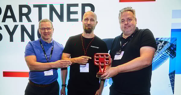 Advanialle Fortinetin Commercial Partner of the Year 2024 -tunnustus