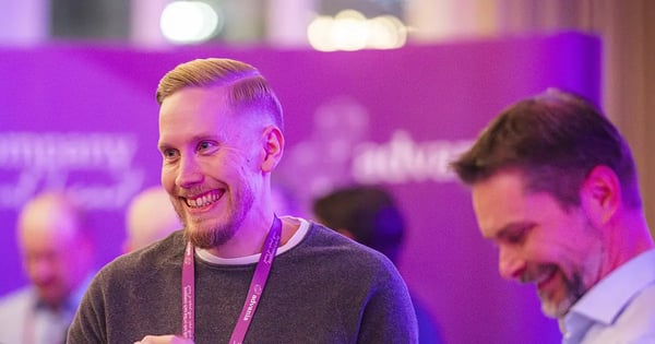 Advanian laitehallintatiimi kasvaa - tutustu blogissa tiimin arkeen ja esihenkilöön Samiin